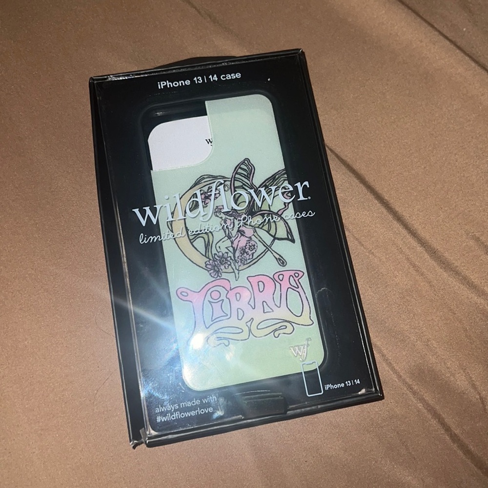 iPhone 13 Libra wildflower case